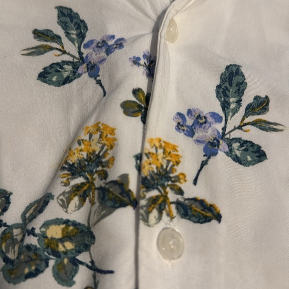 Abercrombie & Fitch Hawaiian Shirt - Picture 6 of 7